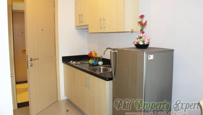 1BR condo with balcony for rent in quezon city Grass Residences