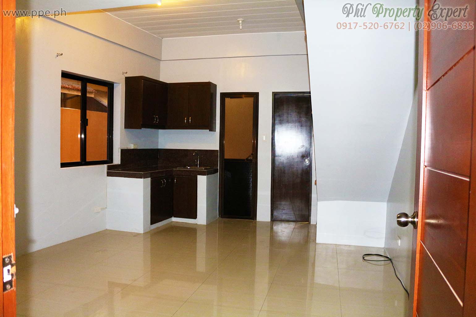 2 bedroom apartment for rent in paranaque UPS 5