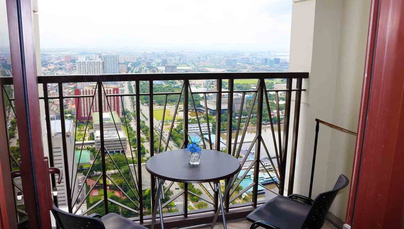 Admiral Baysuites condo for rent in Malate Manila