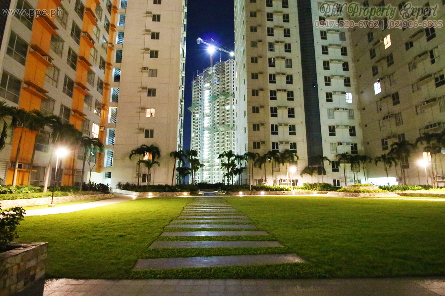 Studio condominium with parking for rent in Quezon City Vertis North